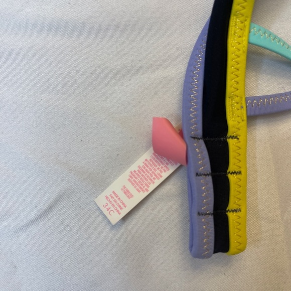 Victoria's Secret Black Bra with Colorful Straps - Picture 5 of 6